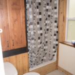 2102 East 5th Street #1 - Duluth apartment - bathroom