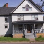 2102 East 5th Street #1 - Duluth apartment - exterior